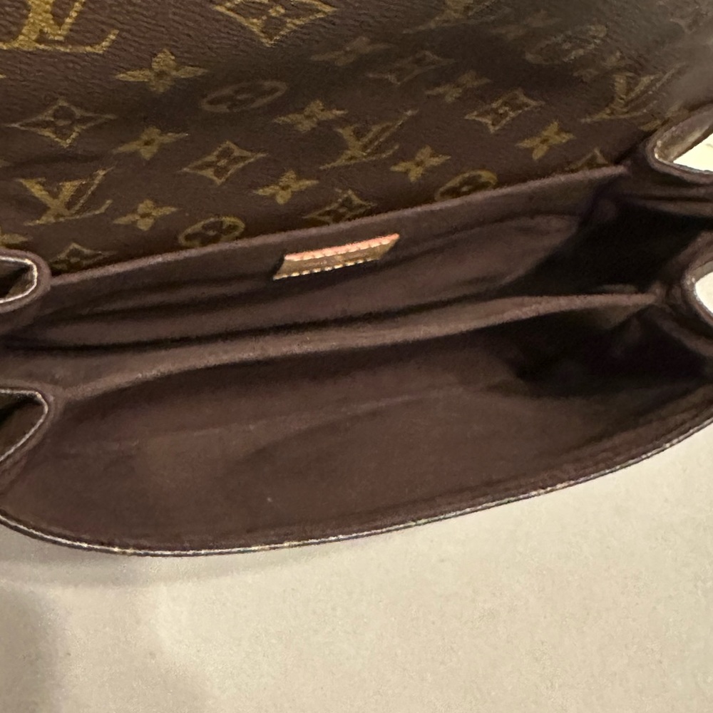 Louis Vuitton Monogram Crossbody Bag in Brown and Gold - Picture 6 of 8